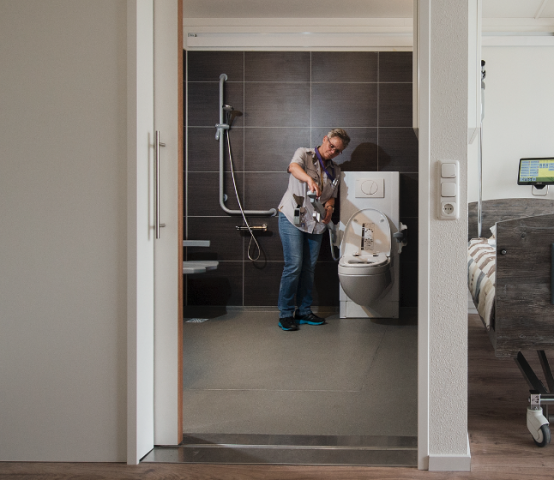 Kies voor een comfortabele senioren badkamer - Bano Benelux
